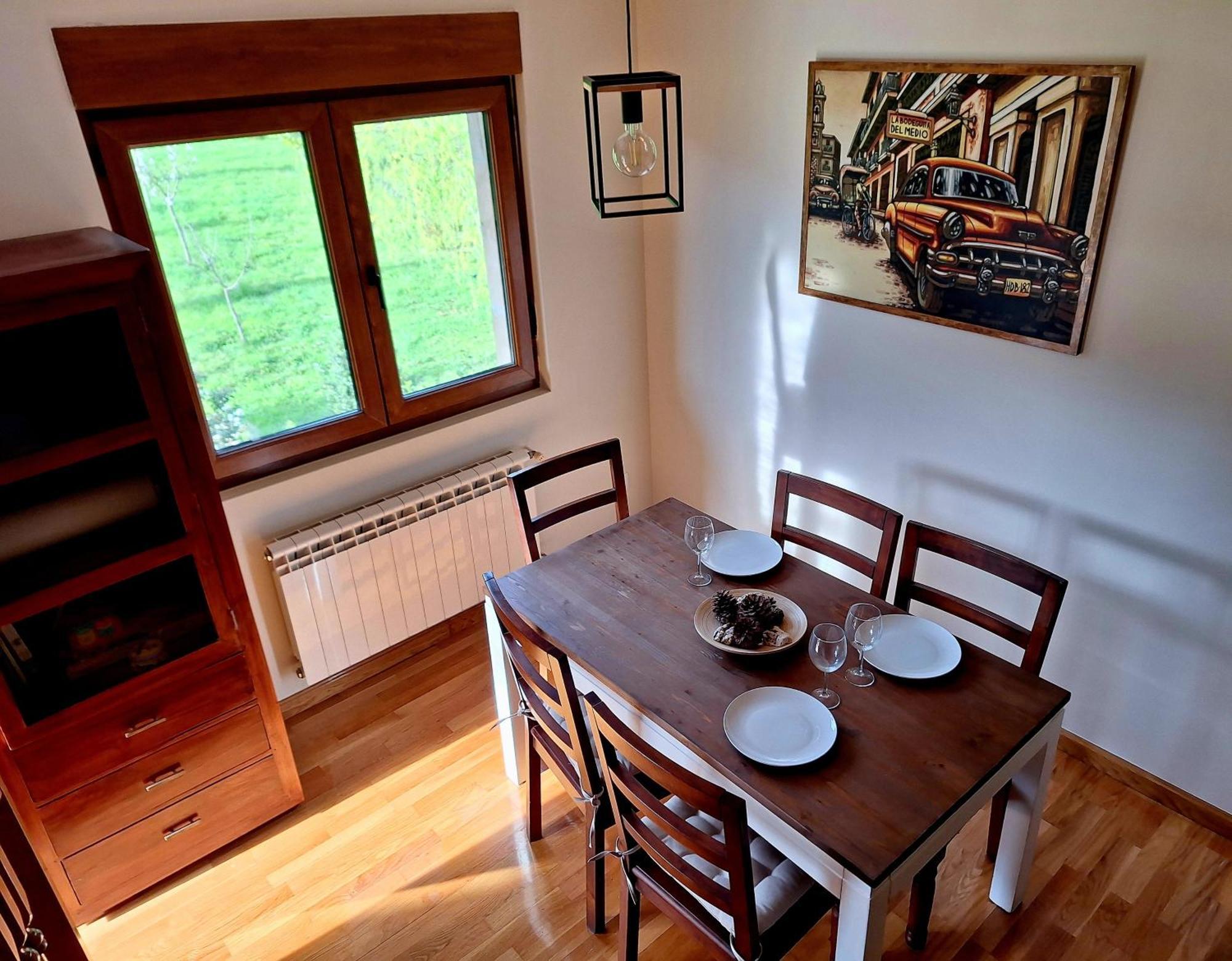 Entre Potes Y Picos Con Wifi Y Garaje Apartment Turieno Luaran gambar