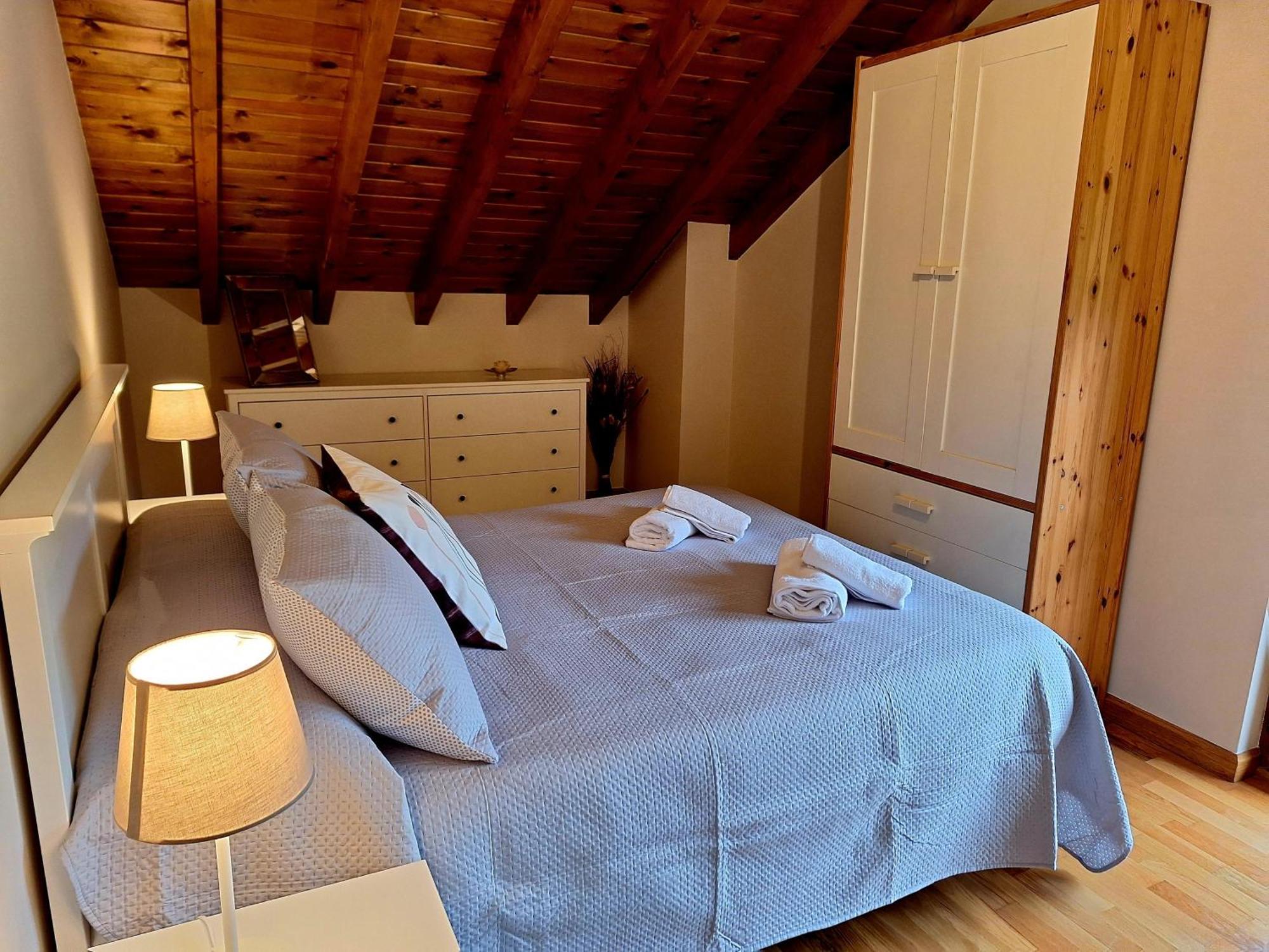 Entre Potes Y Picos Con Wifi Y Garaje Apartment Turieno Luaran gambar